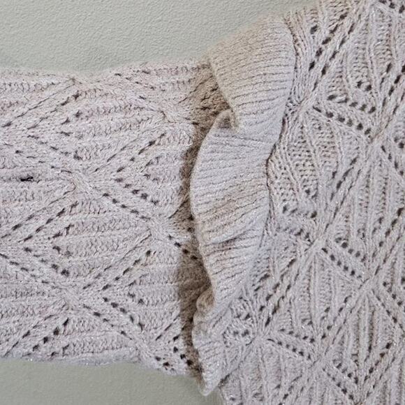 Old Navy Pointelle Knit Sweater Womens Sz 4X Ruffle Trim Metallic Oatmeal Cozy - Picture 5 of 10
